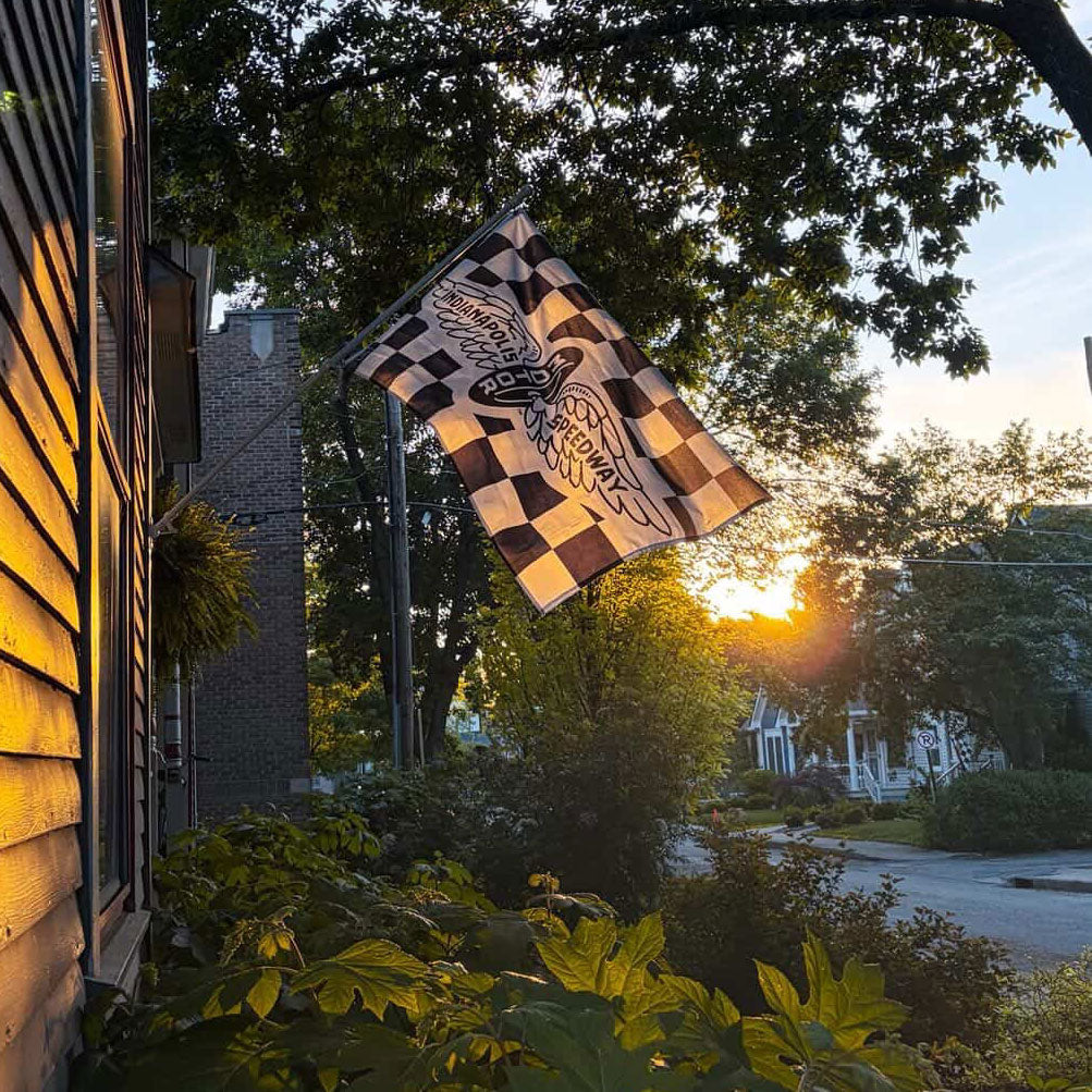Indianapolis Motor Speedway® Vintage Logo Checkered Flag